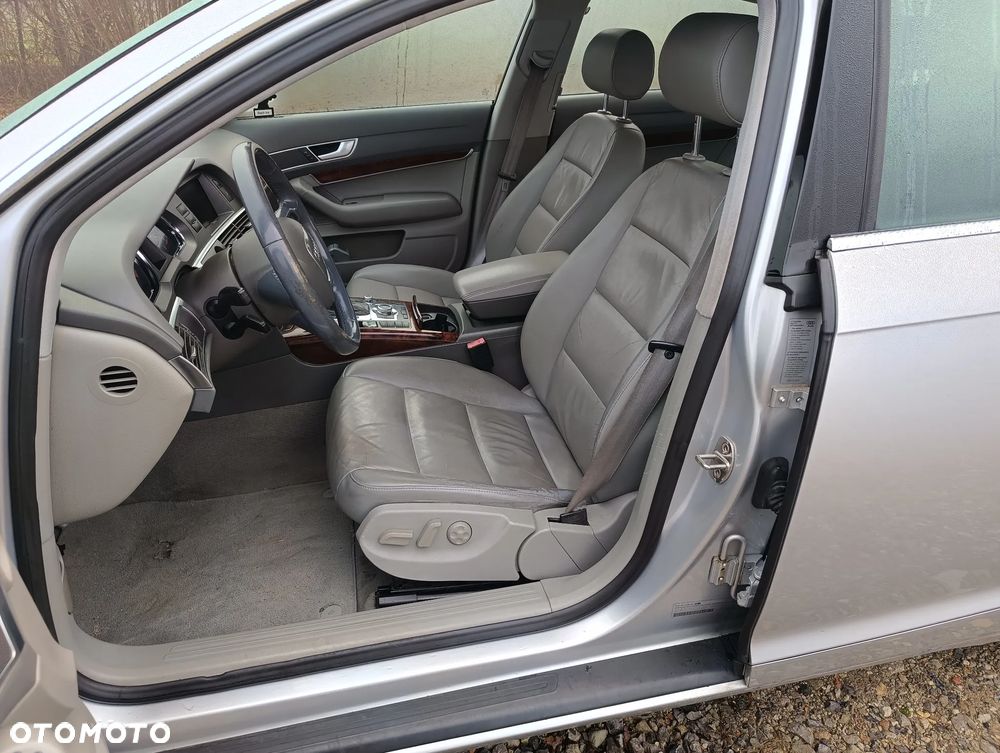 Audi A6 Limousine 3.2 FSI Quattro Tiptronic - 8