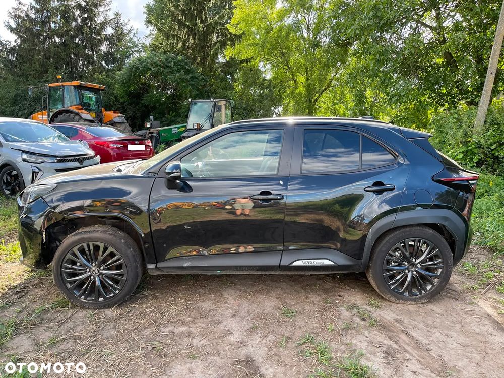 Toyota Yaris Cross 1.5 VVT-i AWD-i Premiere Edition - 4