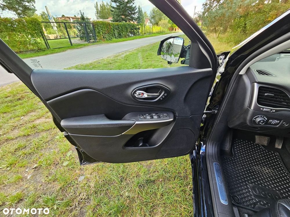 Jeep Cherokee 2.2 MJ II Active Drive I Automatik Overland - 24