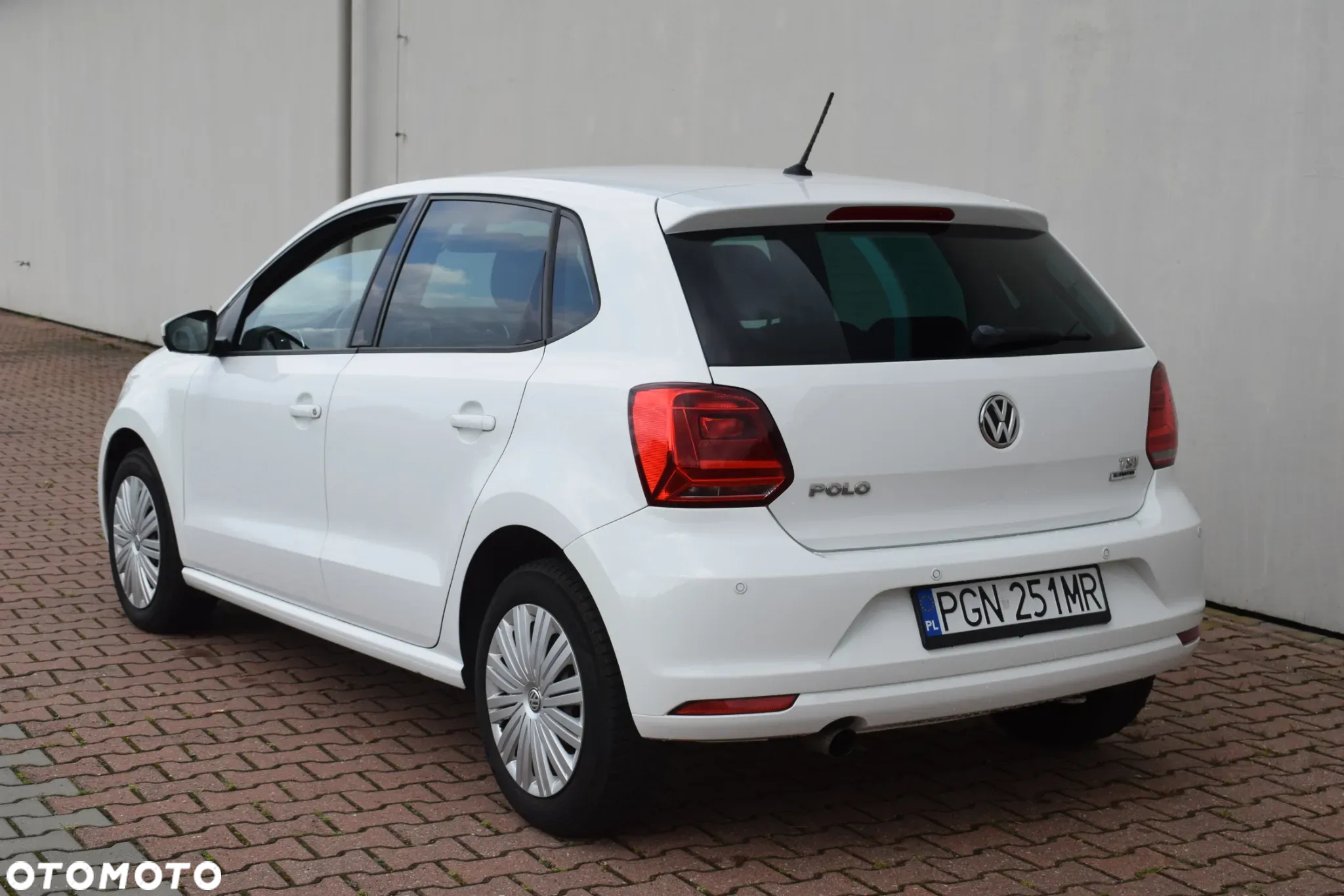 Volkswagen Polo 1.2 TSI Blue Motion Technology Allstar - 3