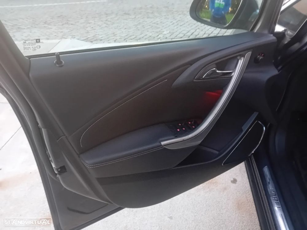 Opel Astra Caravan 1.7 CDTi Cosmo Plus - 16