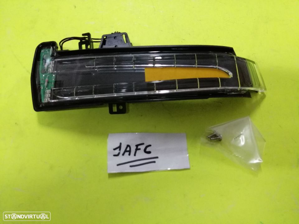 Farolins dos espelhos Mercedes Classe A ,B , C, E GLA, GLK  M S NOVOS - 1