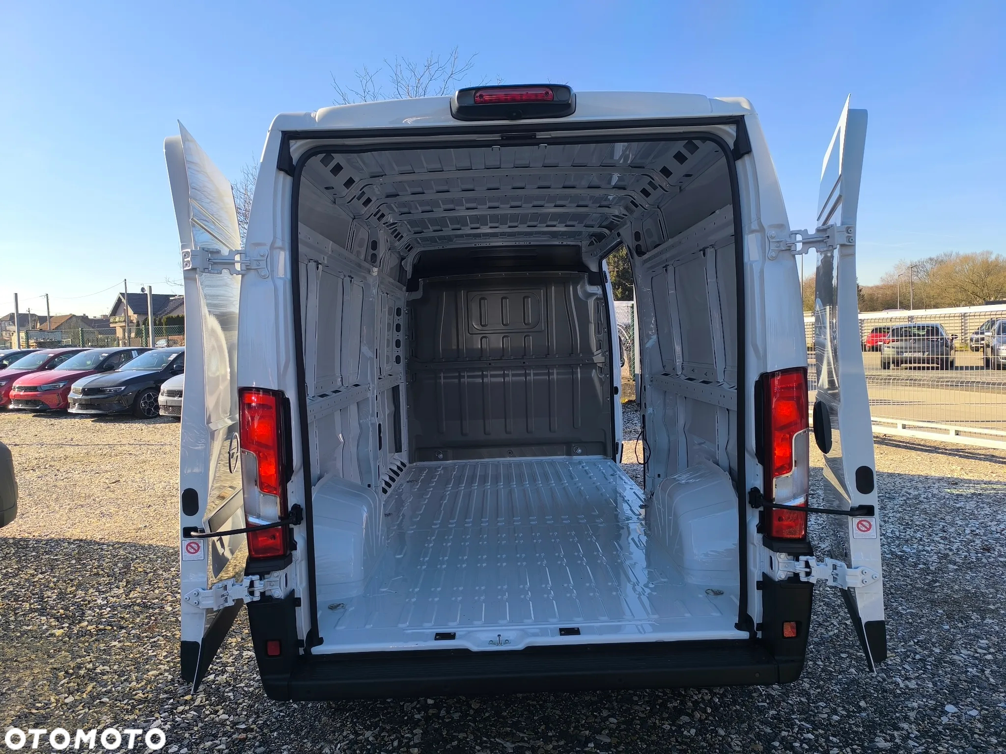 Opel Movano - 10