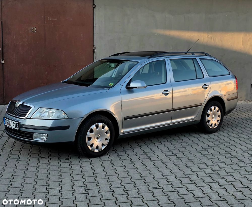 Skoda Octavia 1.6 Combi - 2