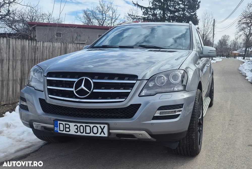 Mercedes-Benz ML 300 CDI 4Matic 7G-TRONIC DPF BlueEFFICIENCY Grand Edition - 1