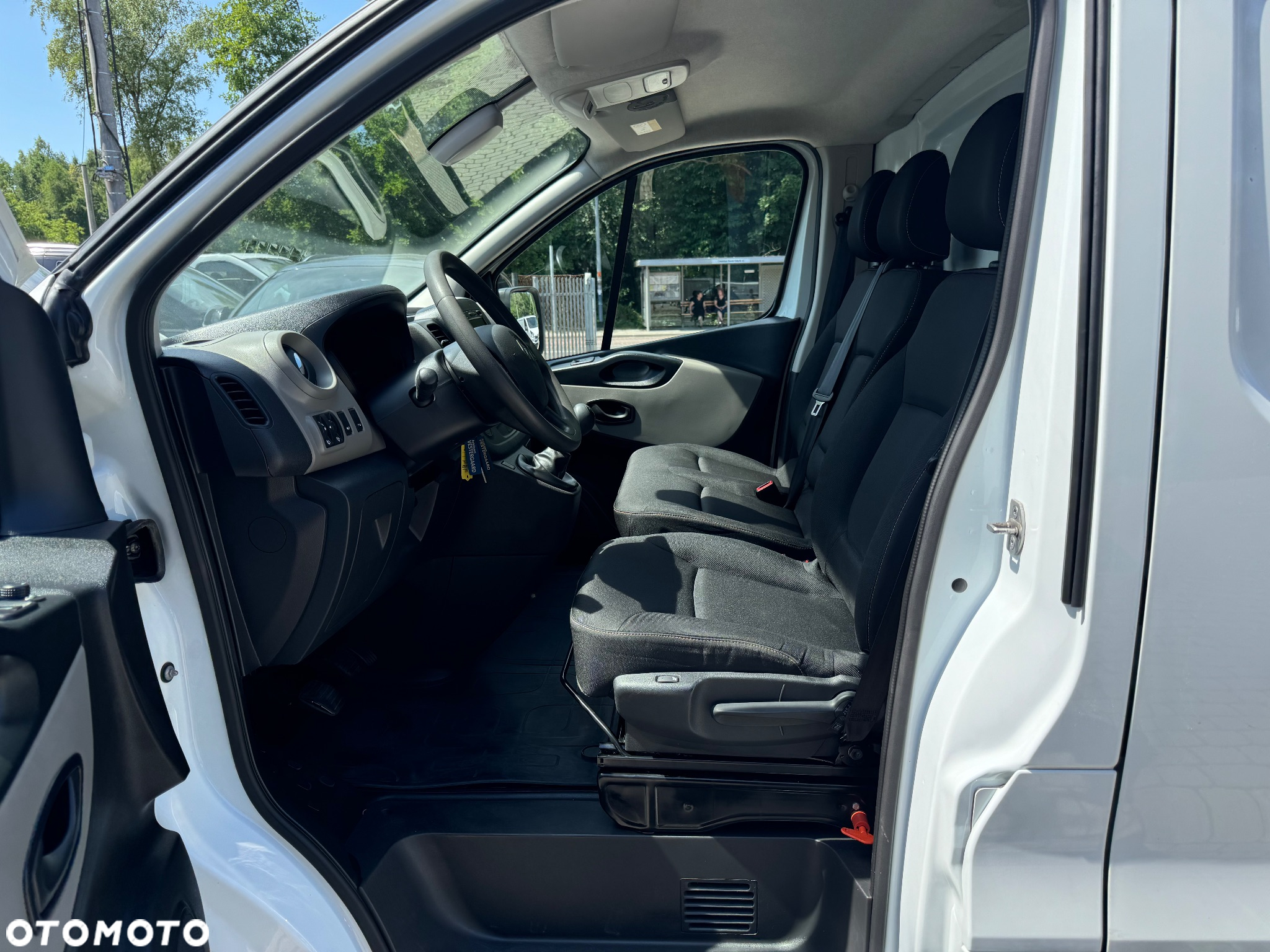 Renault Trafic - 20