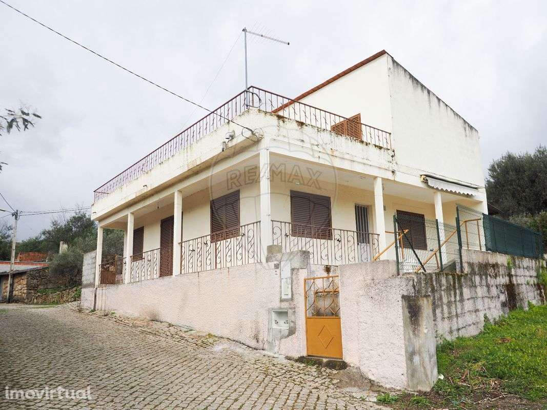 Moradia T4 para venda - Grande imagem: 2/28