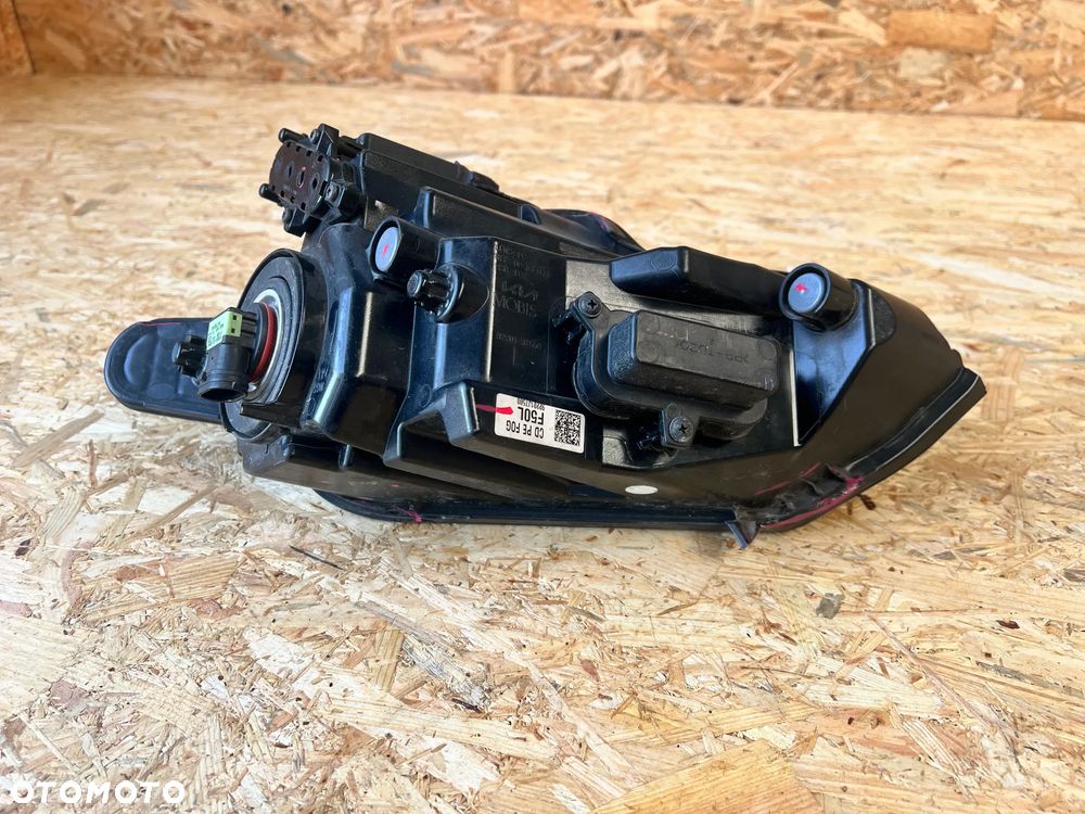 KIA CEED 3 III LIFT Halogen LED lewy 92201J7500 - 10