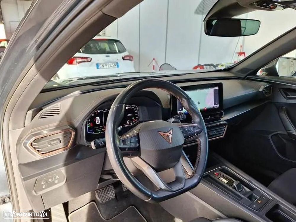 Cupra Formentor 1.4 e-Hybrid DSG - 12