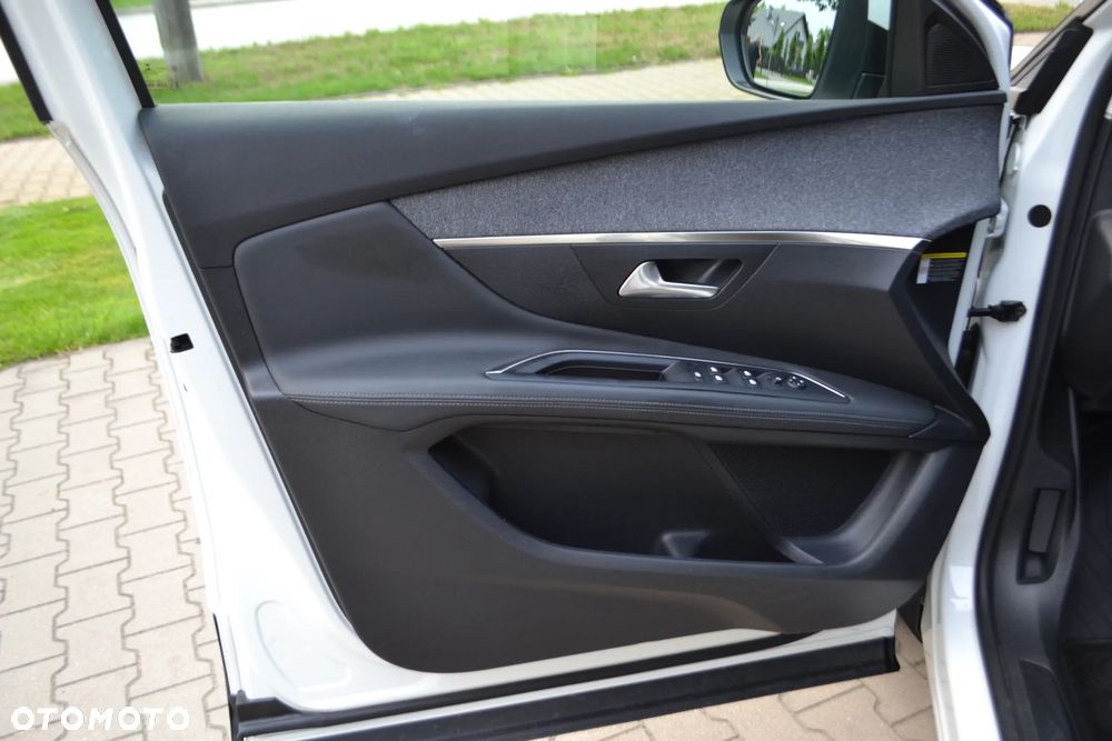 Peugeot 3008 - 25