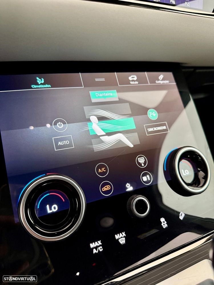 Land Rover Range Rover Evoque 1.5 P300e AWD R-Dynamic SE Auto - 9