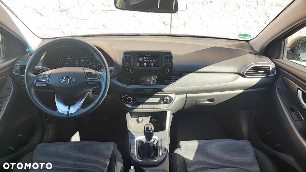 Hyundai i30 - 30