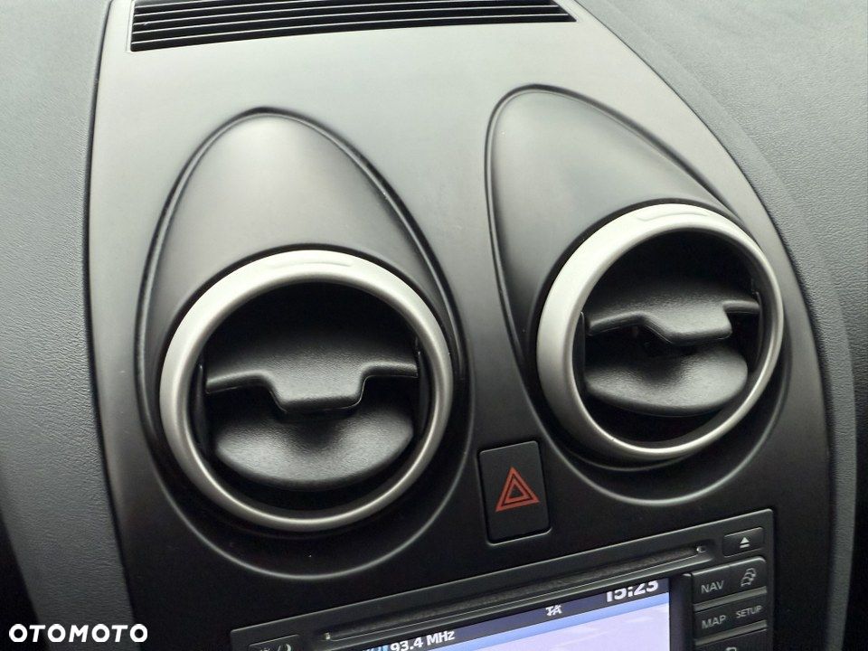 Nissan Qashqai+2 2.0 tekna - 22