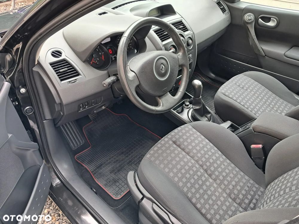 Renault Megane 1.6 Authentique - 8