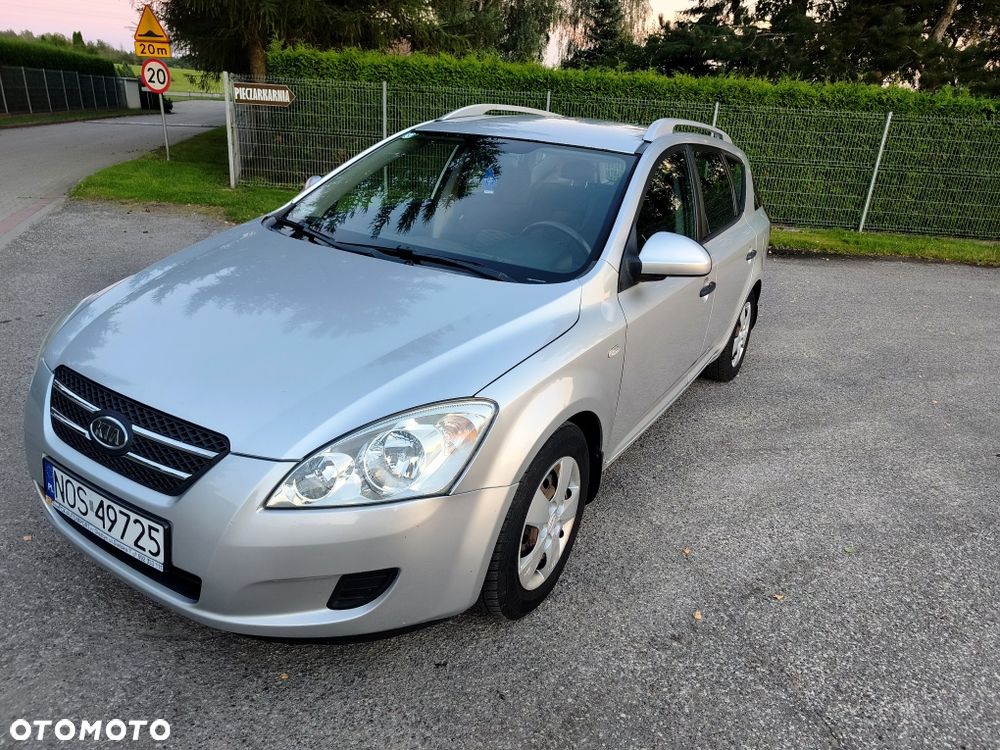 Kia Ceed - 3