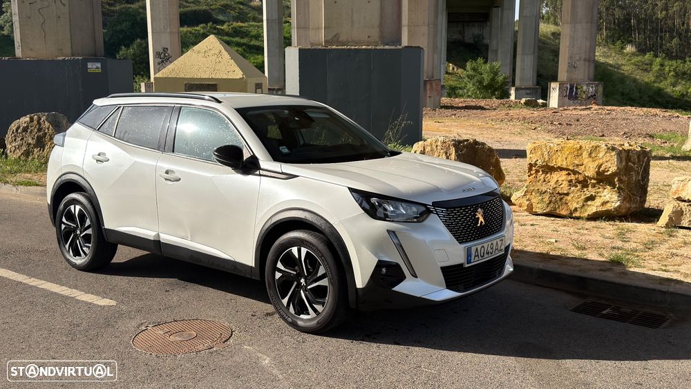 Peugeot 2008 1.2 PureTech Allure - 5