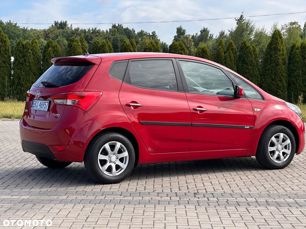 Hyundai ix20 1.6 blue Trend - 17