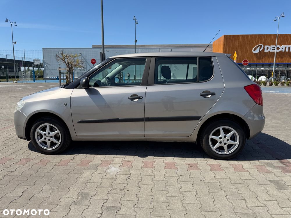 Skoda Fabia 1.2 HTP - 8