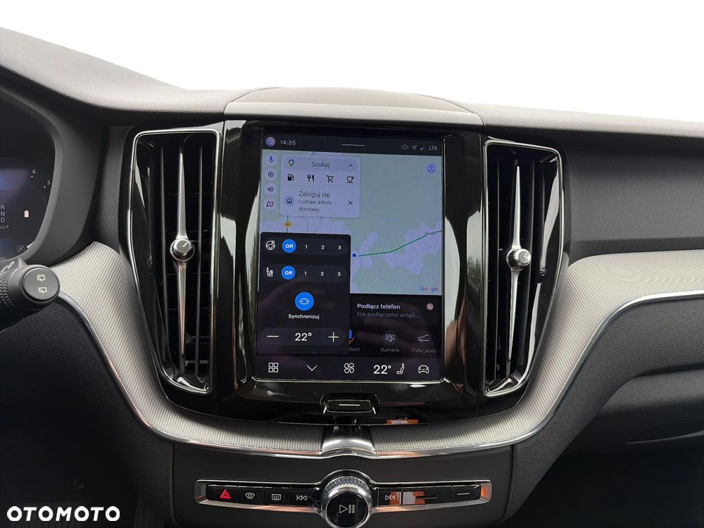 Volvo XC 60 B4 D AWD Plus Bright - 24