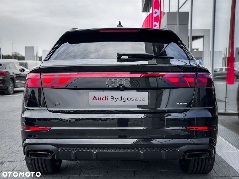Audi Q8 - 9
