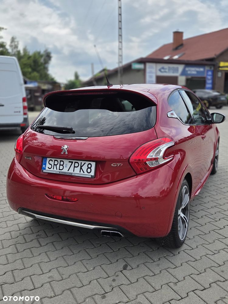 Peugeot 208 1.6 THP GTi - 5