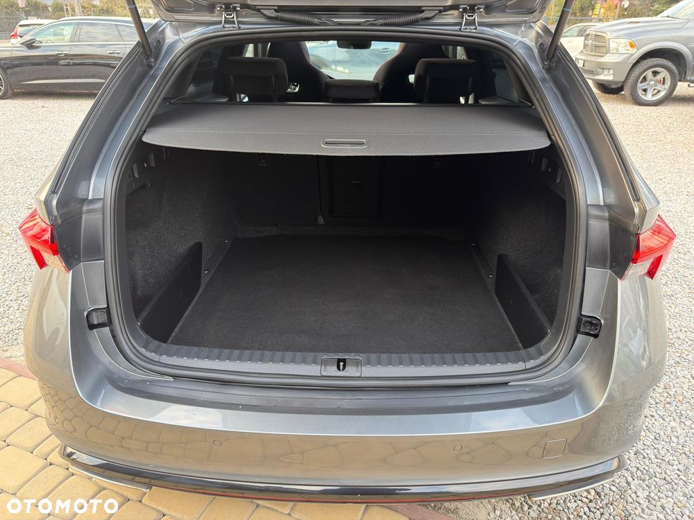 Skoda Octavia 2.0 TDI DSG RS - 21