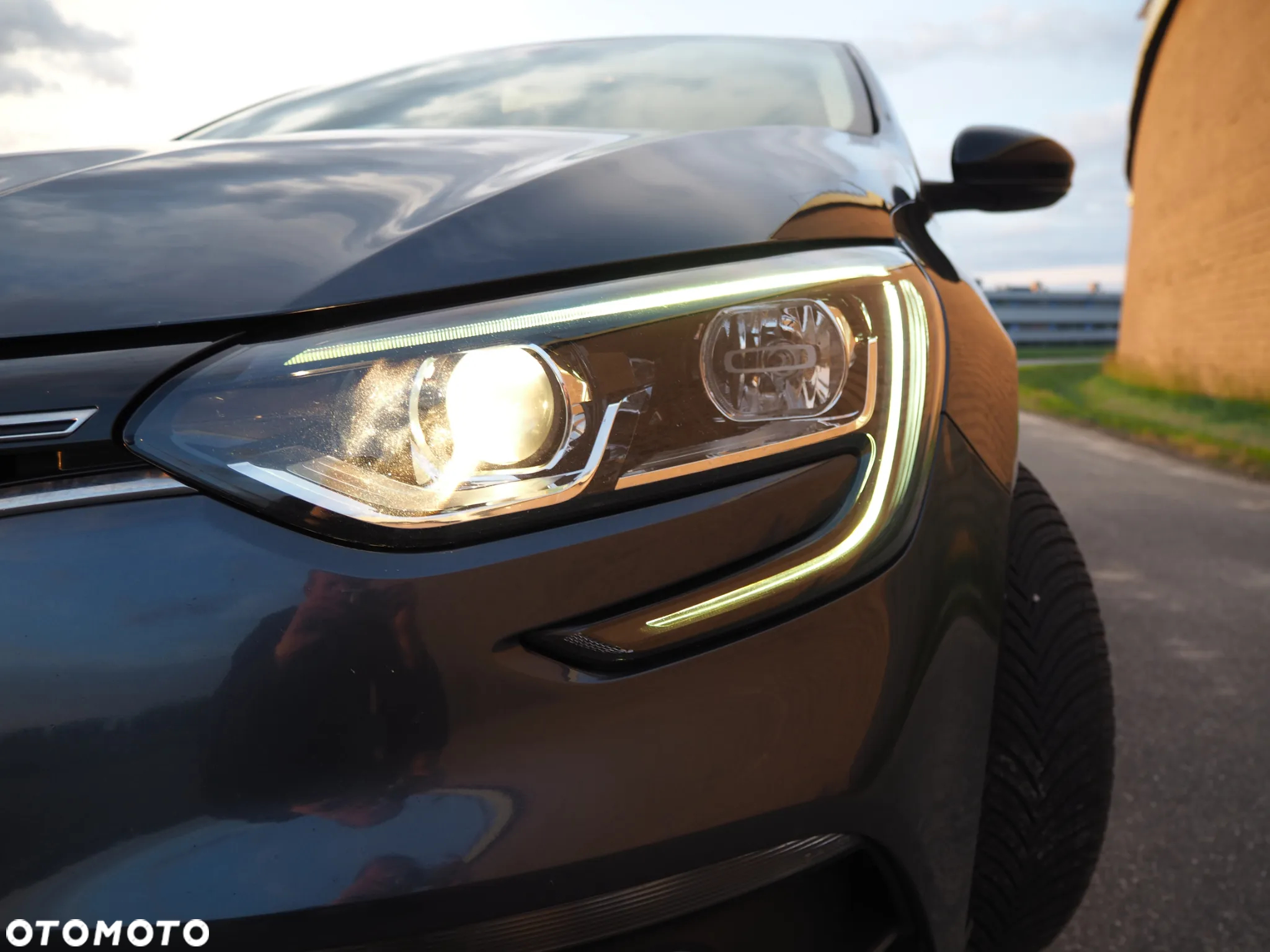 Renault Megane 1.5 Blue dCi Intens EDC - 39