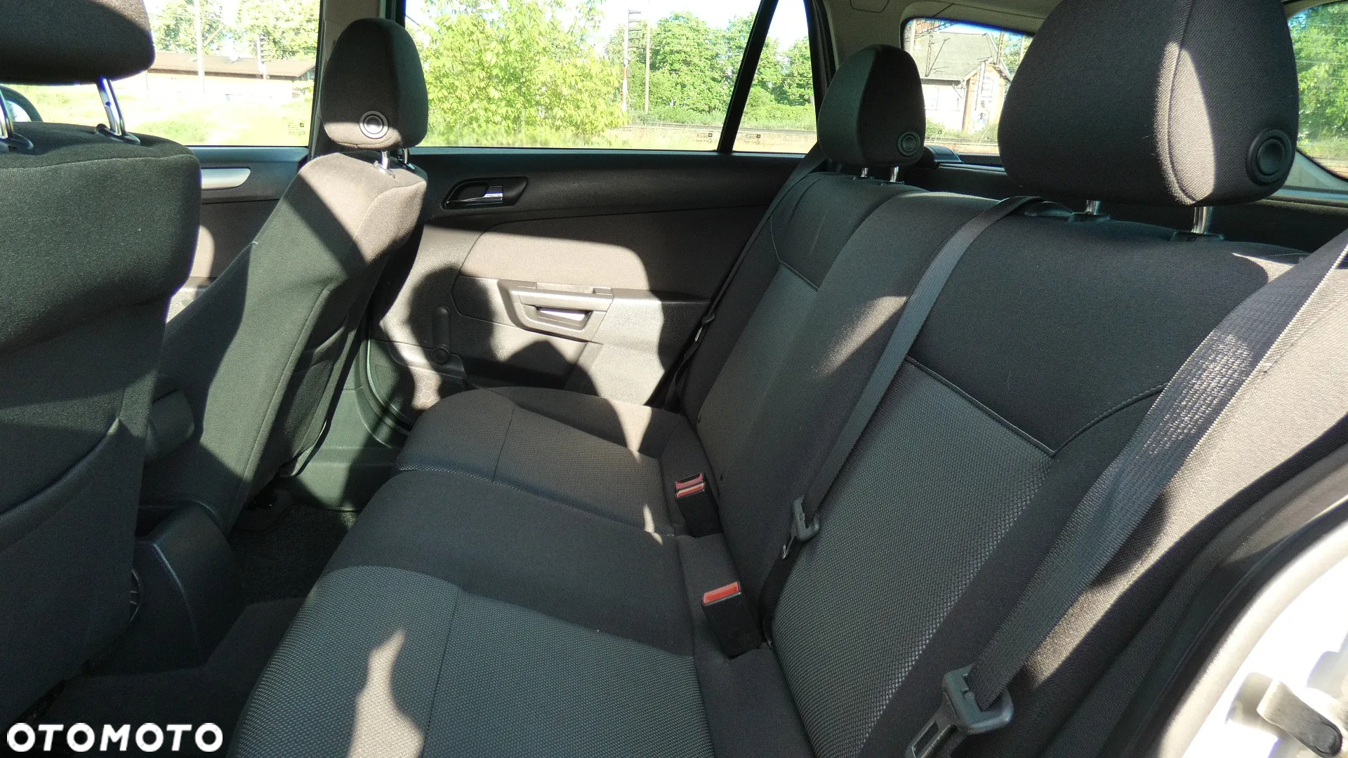 Opel Astra 1.9 CDTI Caravan Edition - 24