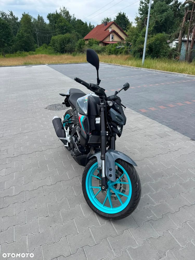 Yamaha MT - 2