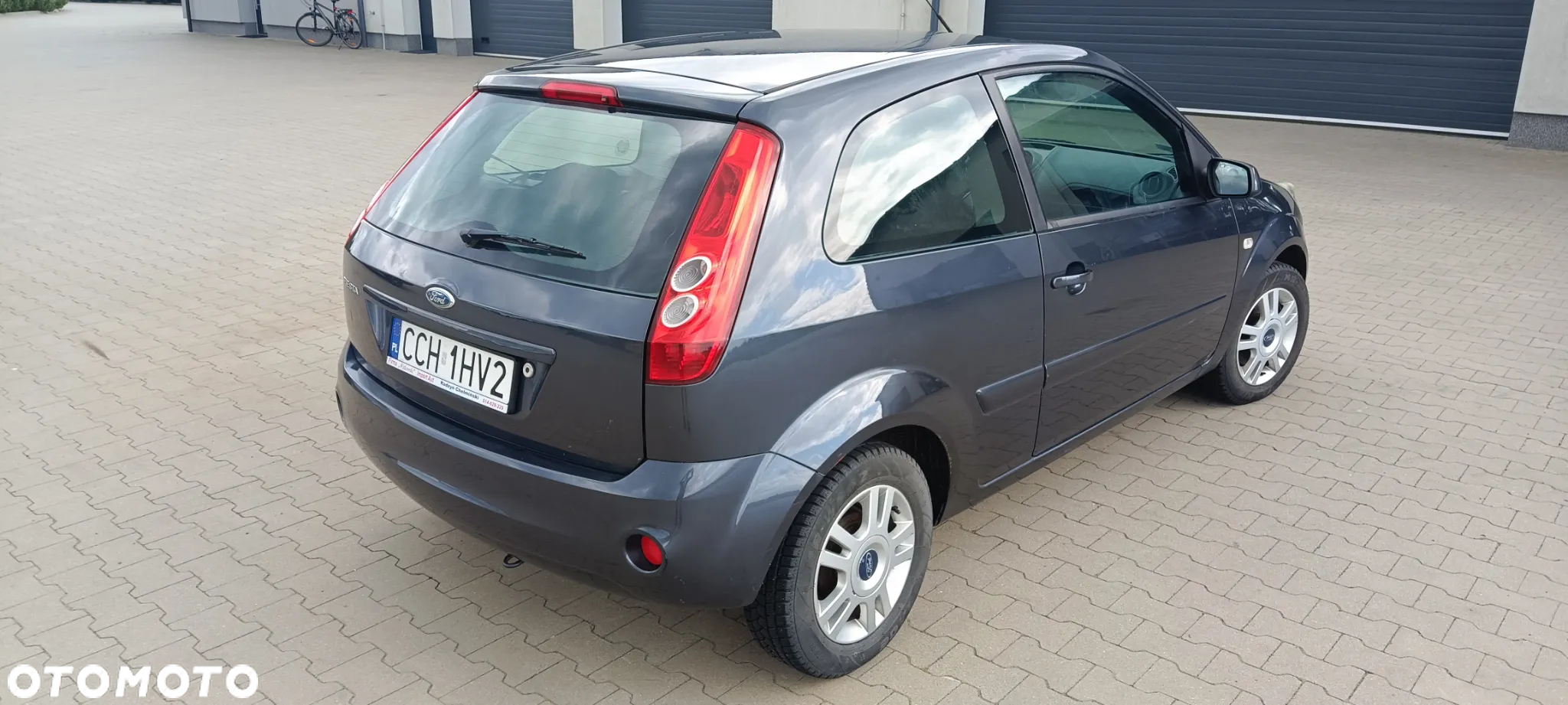Ford Fiesta 1.3 Ambiente - 4