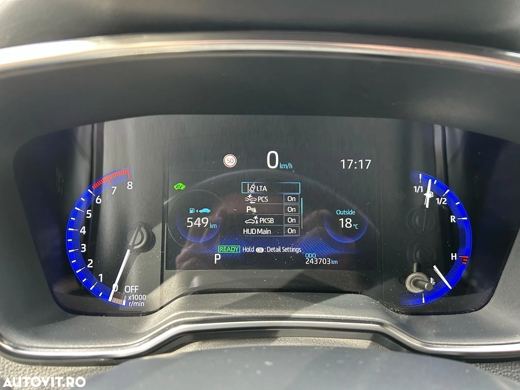 Toyota Corolla 2.0 Hybrid Touring Sports Lounge - 13