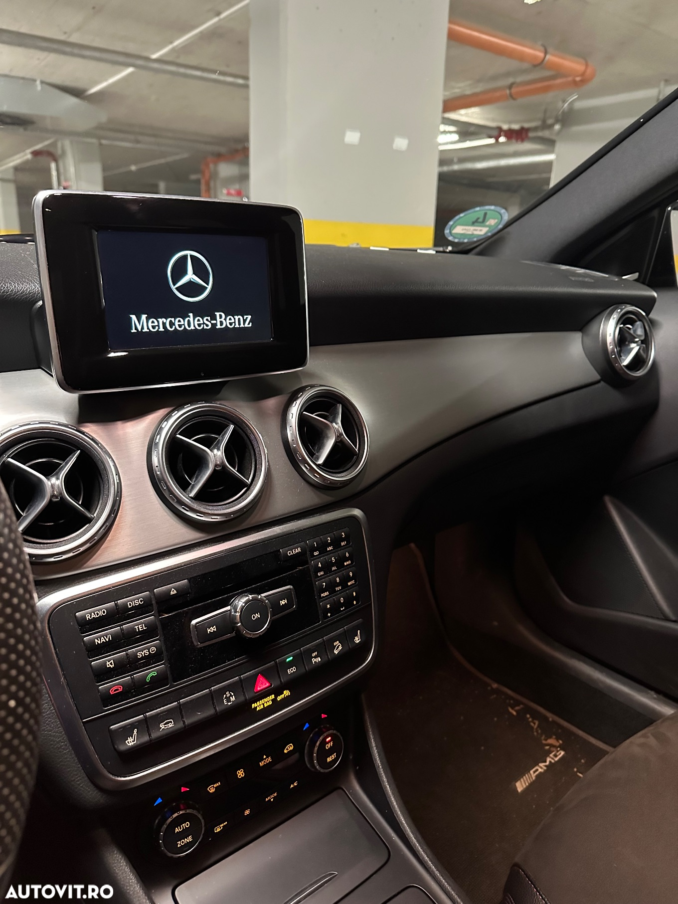 Mercedes-Benz GLA 220 CDI 4Matic 7G-DCT AMG Line - 11