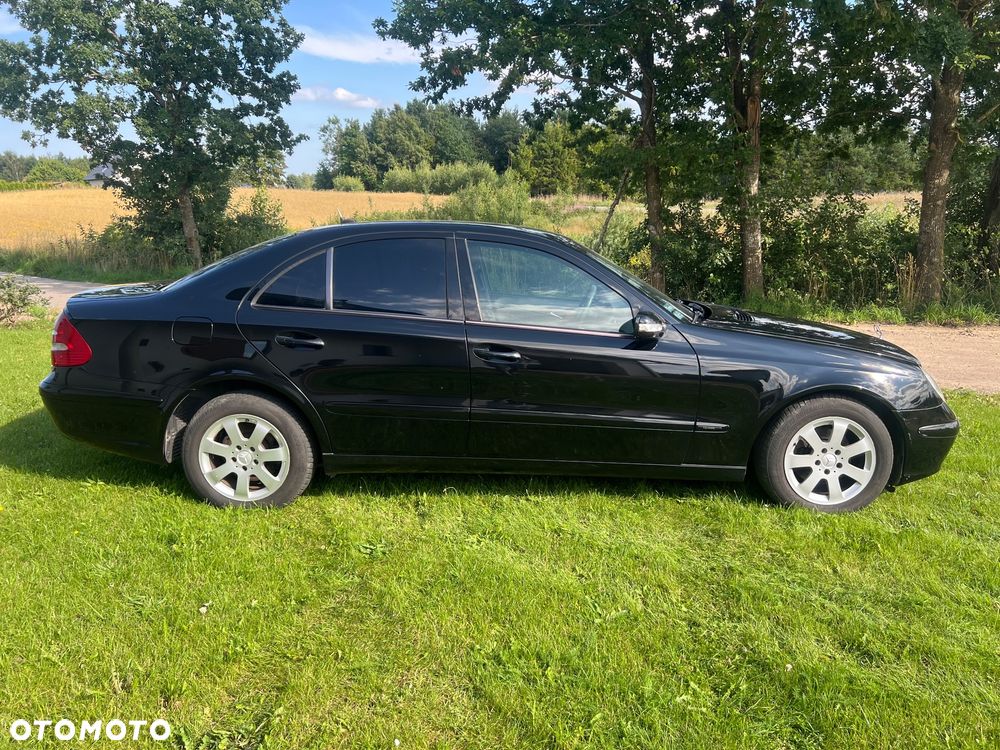 Mercedes-Benz Klasa E 200 CDI Classic - 4