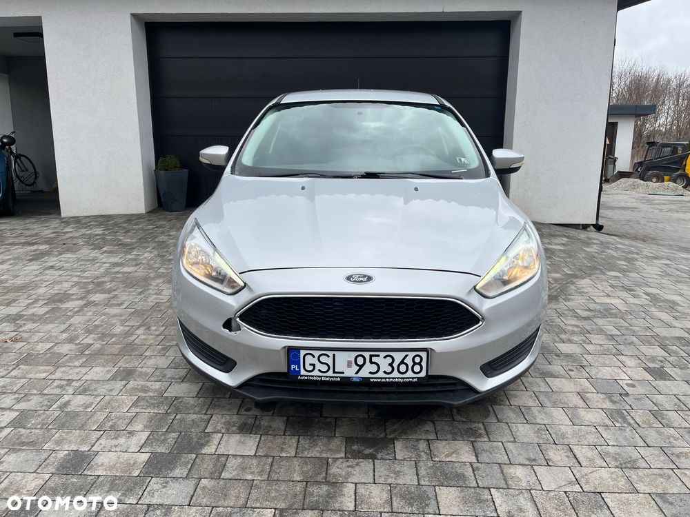 Ford Focus ver-2-0-trend - 27