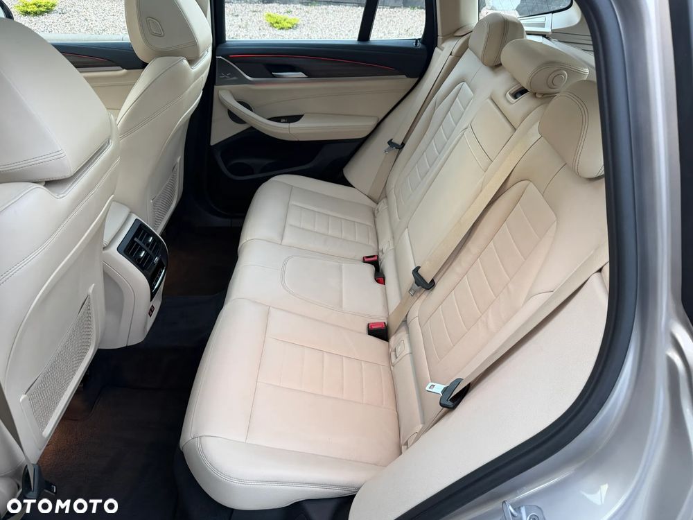 BMW iX3 Inspiring - 25