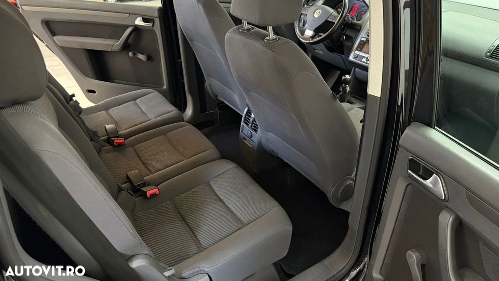 Volkswagen Touran 1.9TDI Trendline - 18