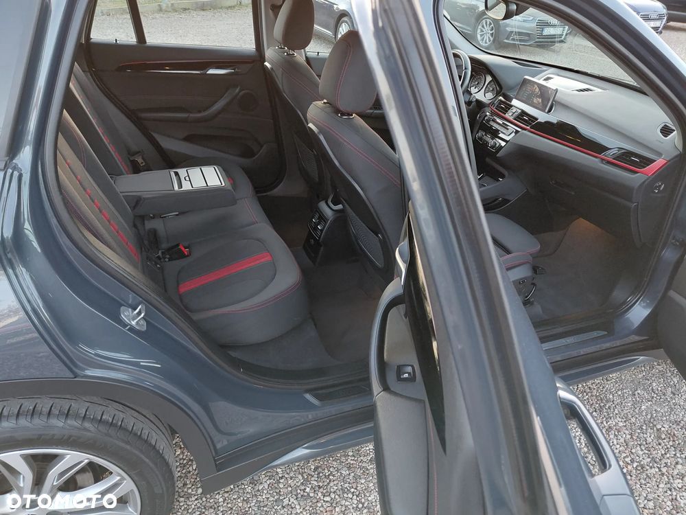 BMW X1 sDrive18i Sport Line - 22