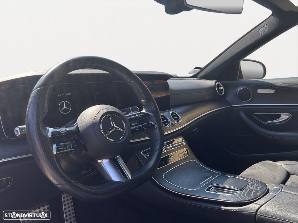 Mercedes-Benz E 220 d AMG Line — fotografia 9