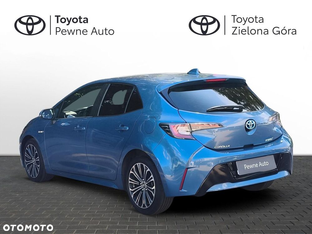Toyota Corolla - 4