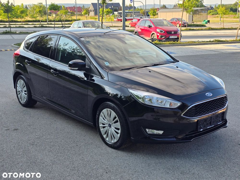 Ford Focus 1.0 EcoBoost Titanium - 6