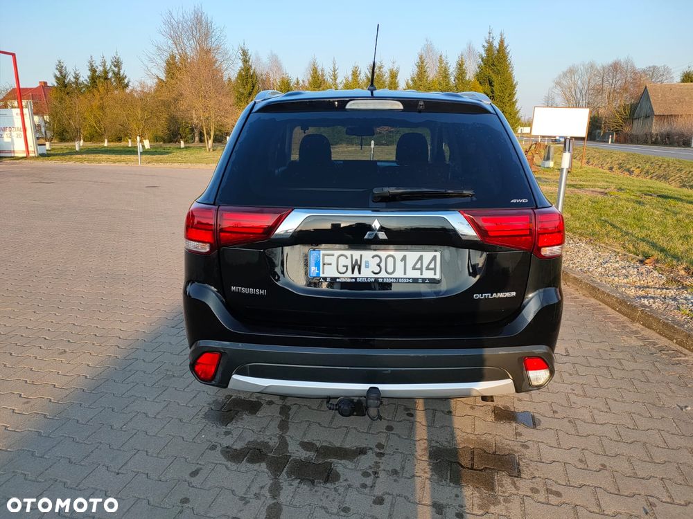 Mitsubishi Outlander 2.2 DI-D 4WD Automatik Plus - 7