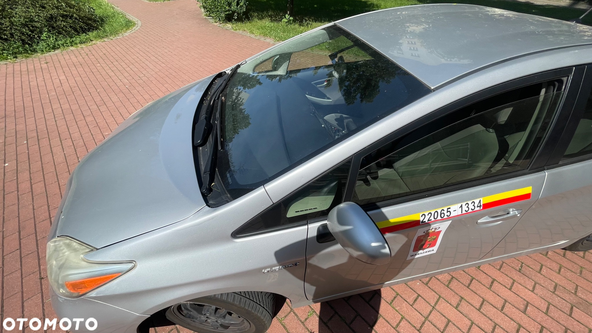 Toyota Prius 1.8 HSD Active - 24