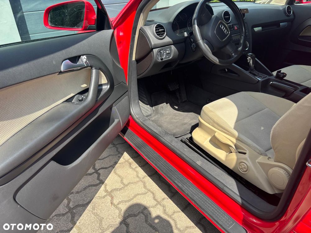 Audi A3 3-drzwiowe 2.0 TDI DPF (DSG) S tronic Ambition - 10
