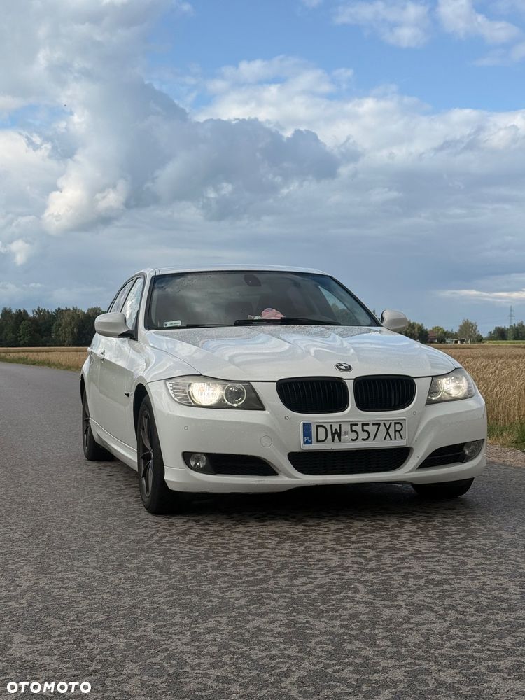 BMW Seria 3 318d - 2