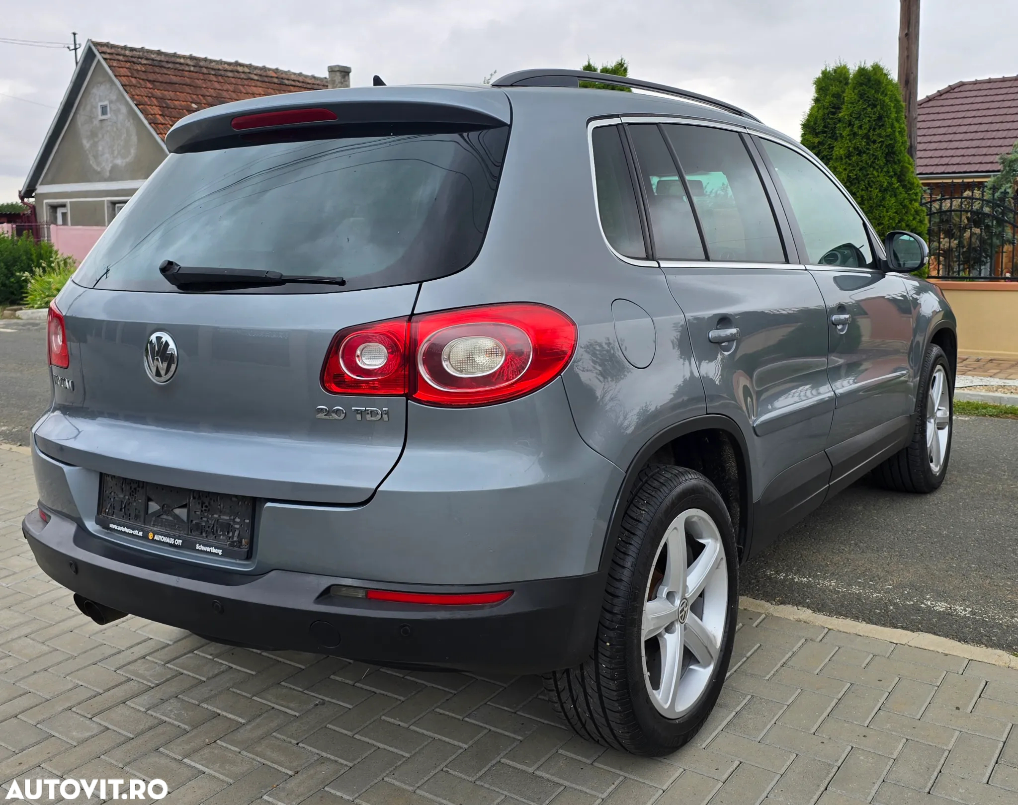 Volkswagen Tiguan 2.0 TDI 4Motion Sport & Style - 4