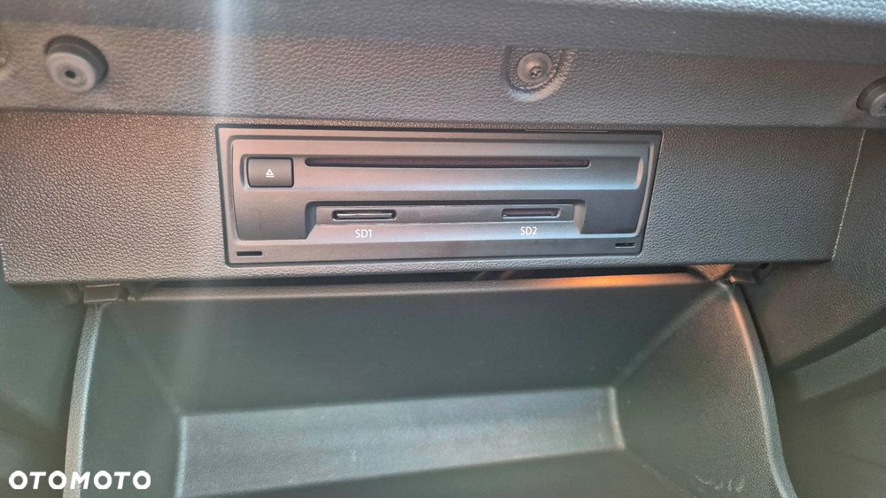 Volkswagen T-Roc 2.0 TDI SCR DSG IQ.DRIVE - 25