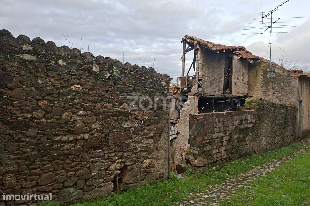 Moradia T4 com Terreno no Casal de São José - ARGANIL - Grande imagem: 5/19