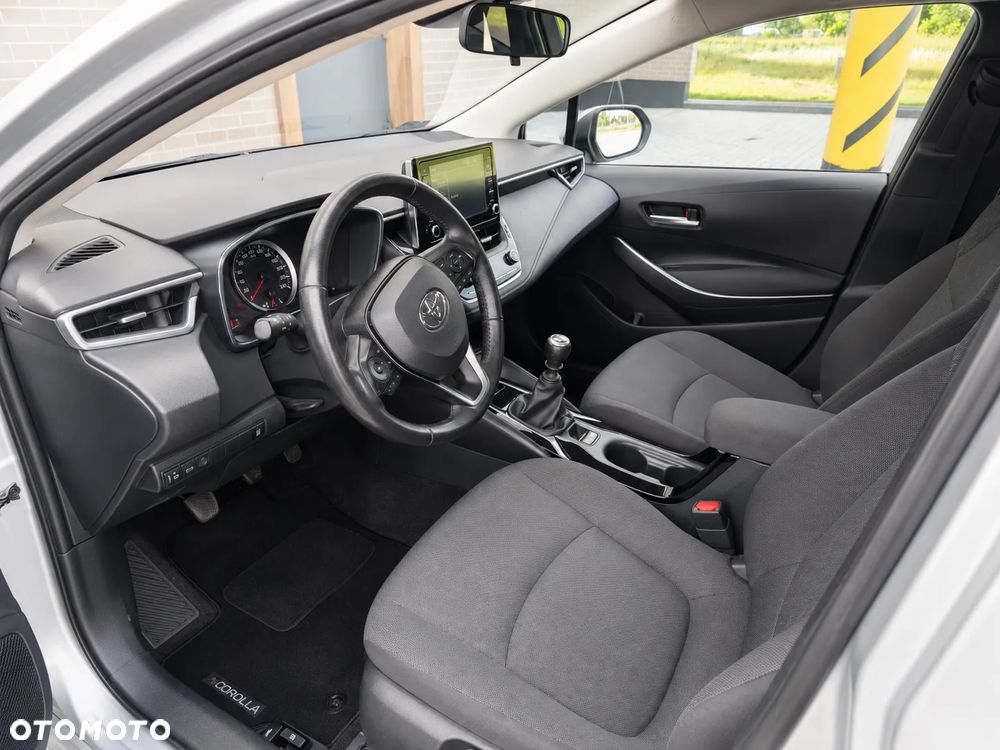 Toyota Corolla 1.6 Comfort - 14