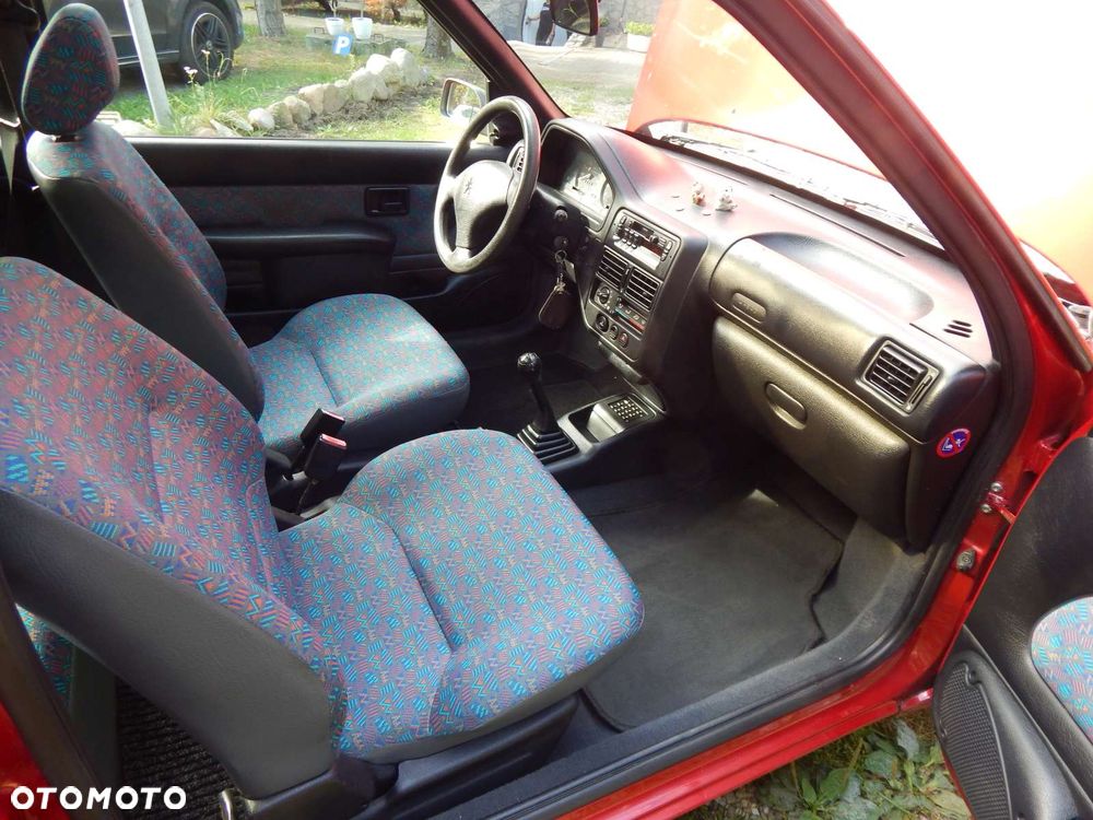 Peugeot 106 - 24