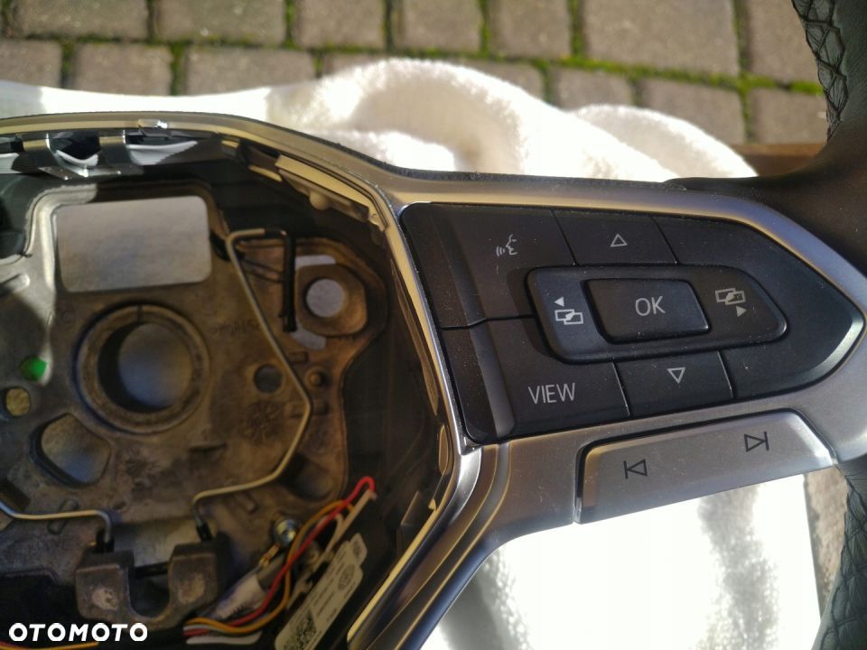 Kierownica Vw Golf VIII Skóra Multifunkcja ładna - 3